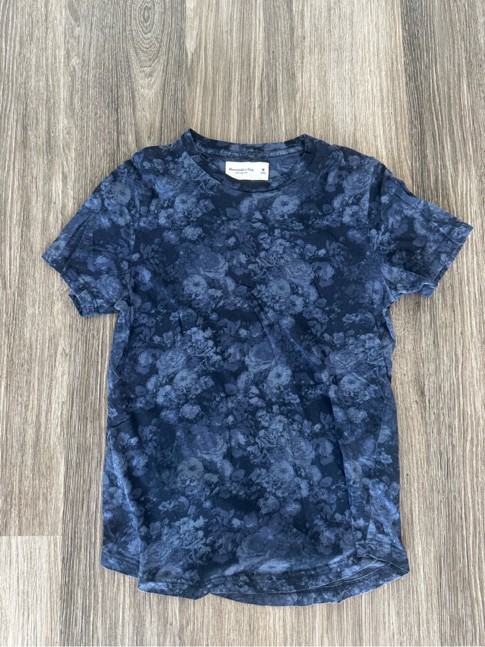 Abercrombie & Fitch Men's Dark Navy Floral Crew Tee